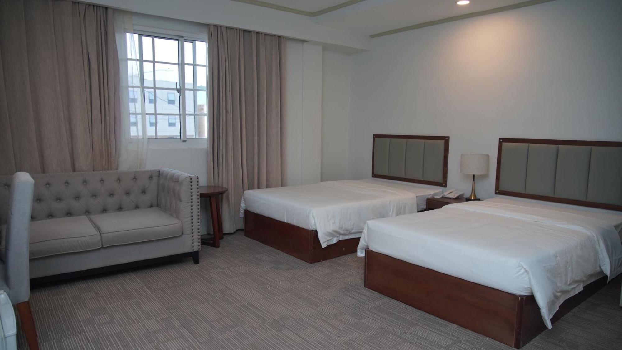 Water Bay Hotel Saipan Garapan Bagian luar foto